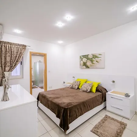 A Spacious San Pawl il-Baħar