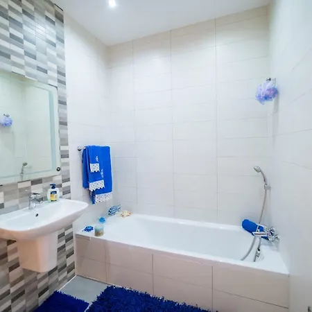 A Spacious Apartman